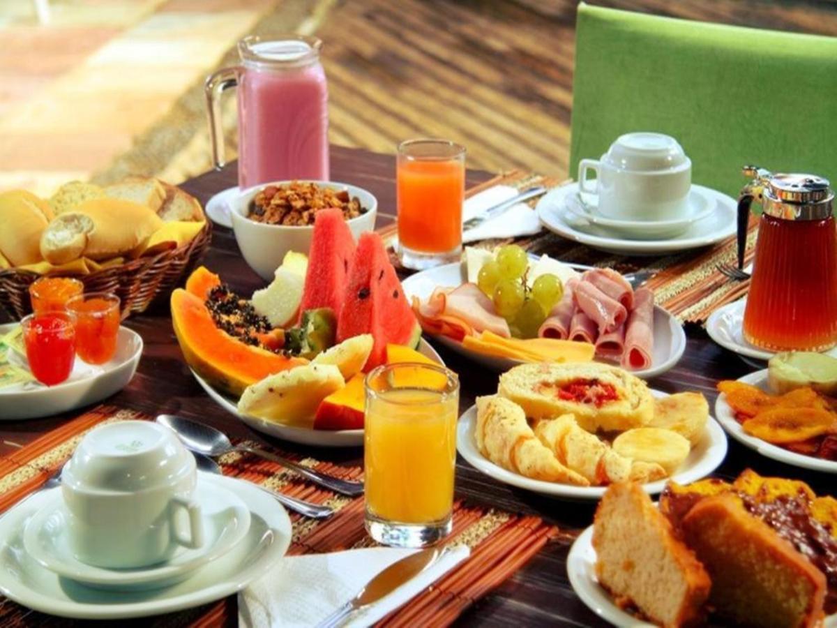 Hotel Monteiro Canasvieiras 4*